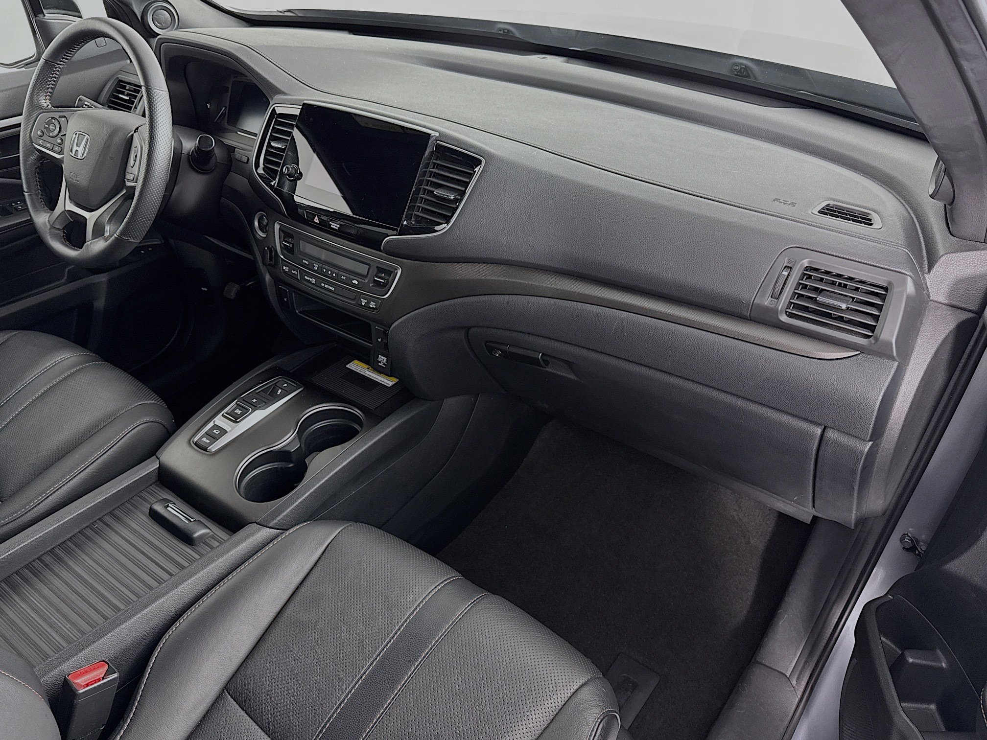 Certified 2023 Honda Passport TrailSport image 29