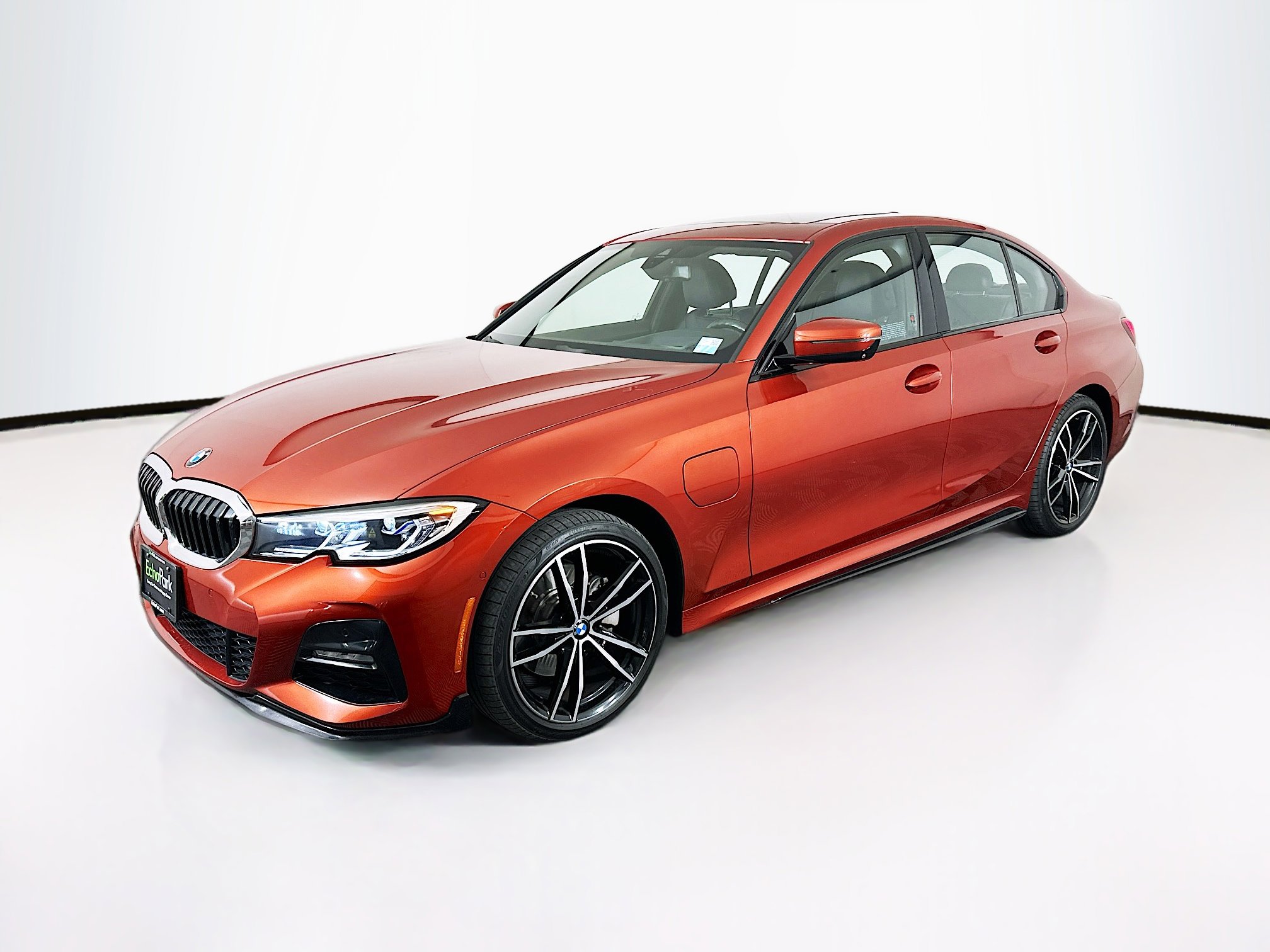 Used 2021 BMW 330e w/ Executive Package RWD image 3
