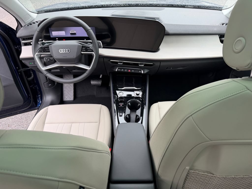 New 2026 Audi Q3 quattro 2.0T AWD/4WD image 17