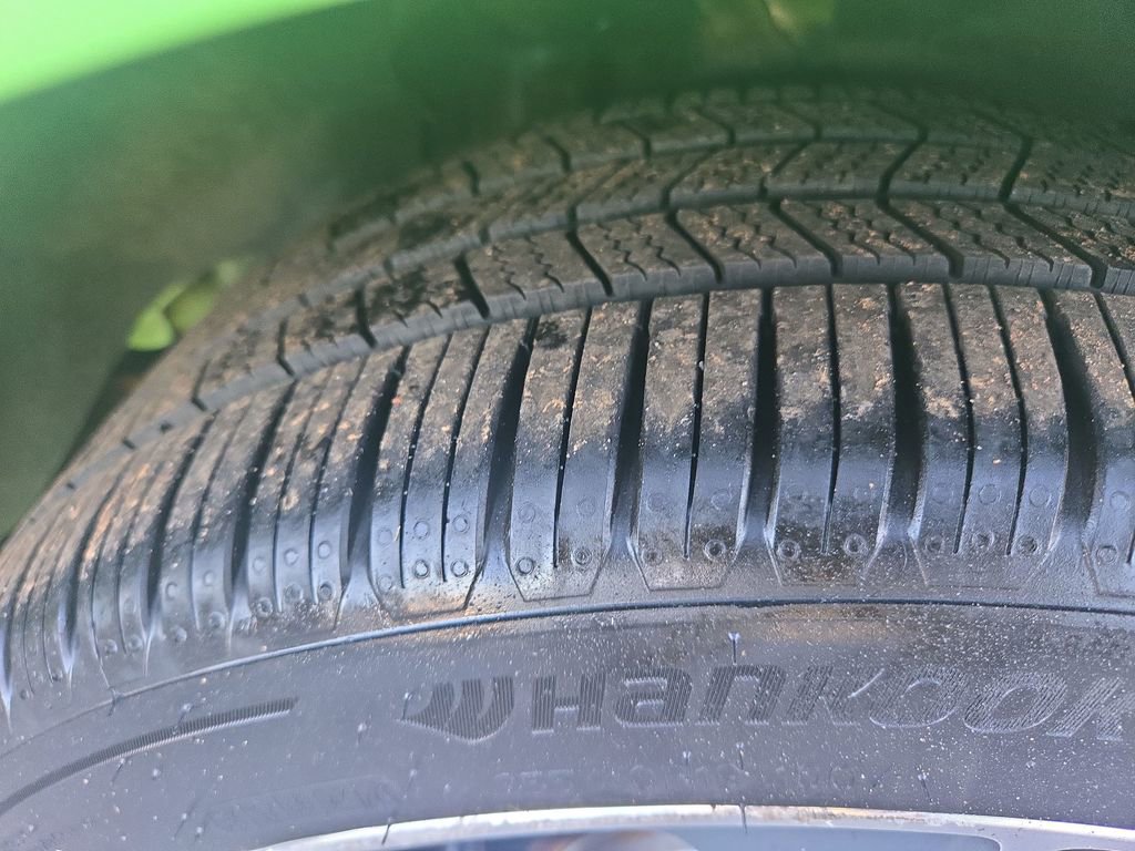 Used 2013 Ford Mustang Coupe w/ V6 Performance Pkg image 39