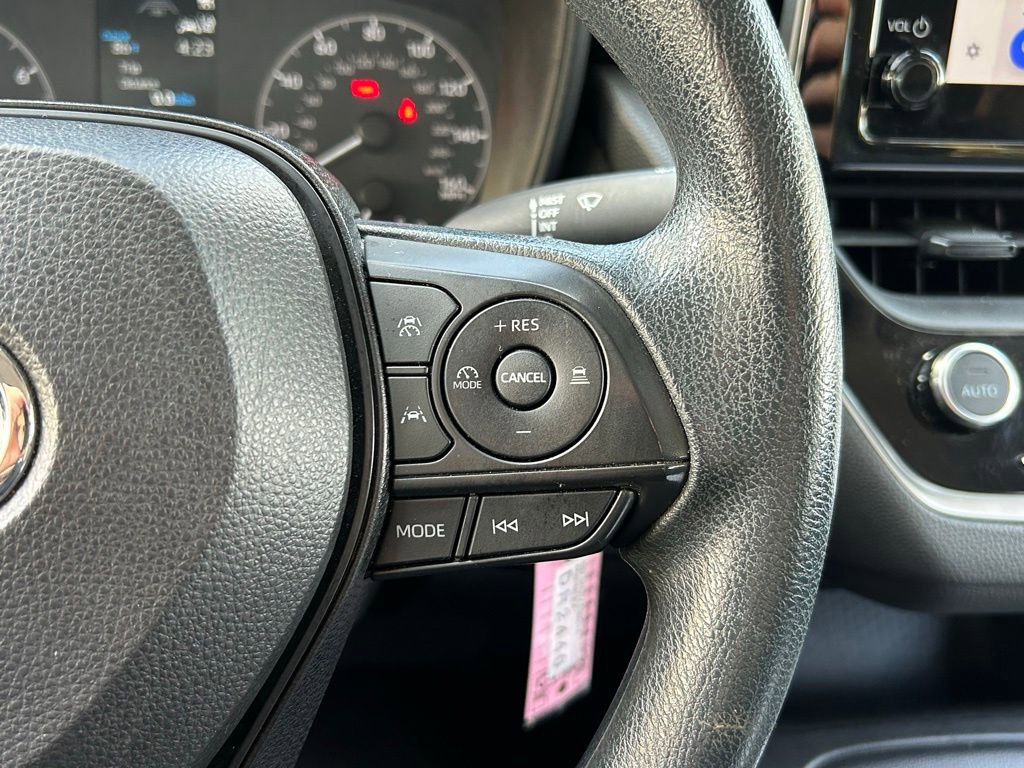 Used 2023 Toyota Corolla LE FWD image 40