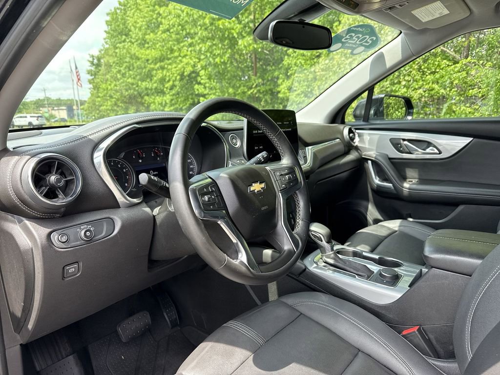 Used 2023 Chevrolet Blazer LT image 11