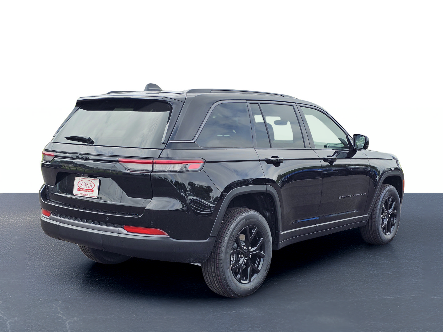 New 2026 Jeep Grand Cherokee Altitude RWD image 8