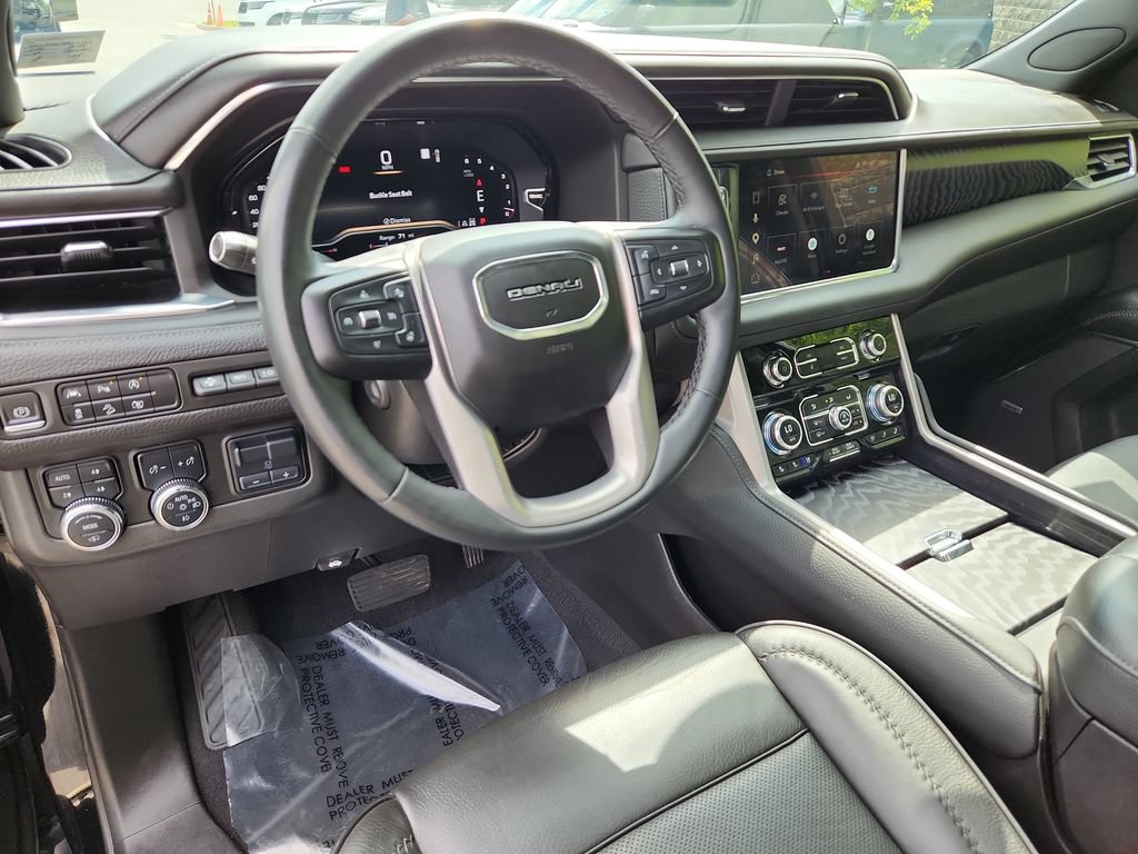 Used 2023 GMC Yukon Denali w/ Max Trailering Package AWD/4WD image 15
