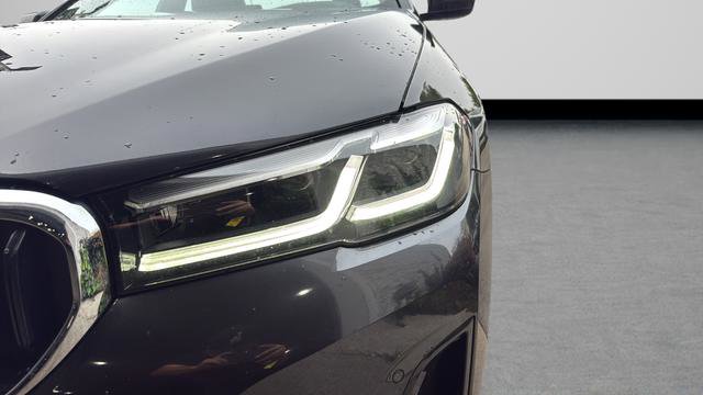 Used 2022 BMW 530i w/ Premium Package RWD image 28