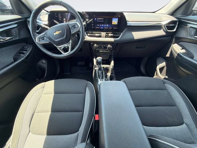 Used 2026 Chevrolet TrailBlazer LT w/ Convenience Package FWD image 18