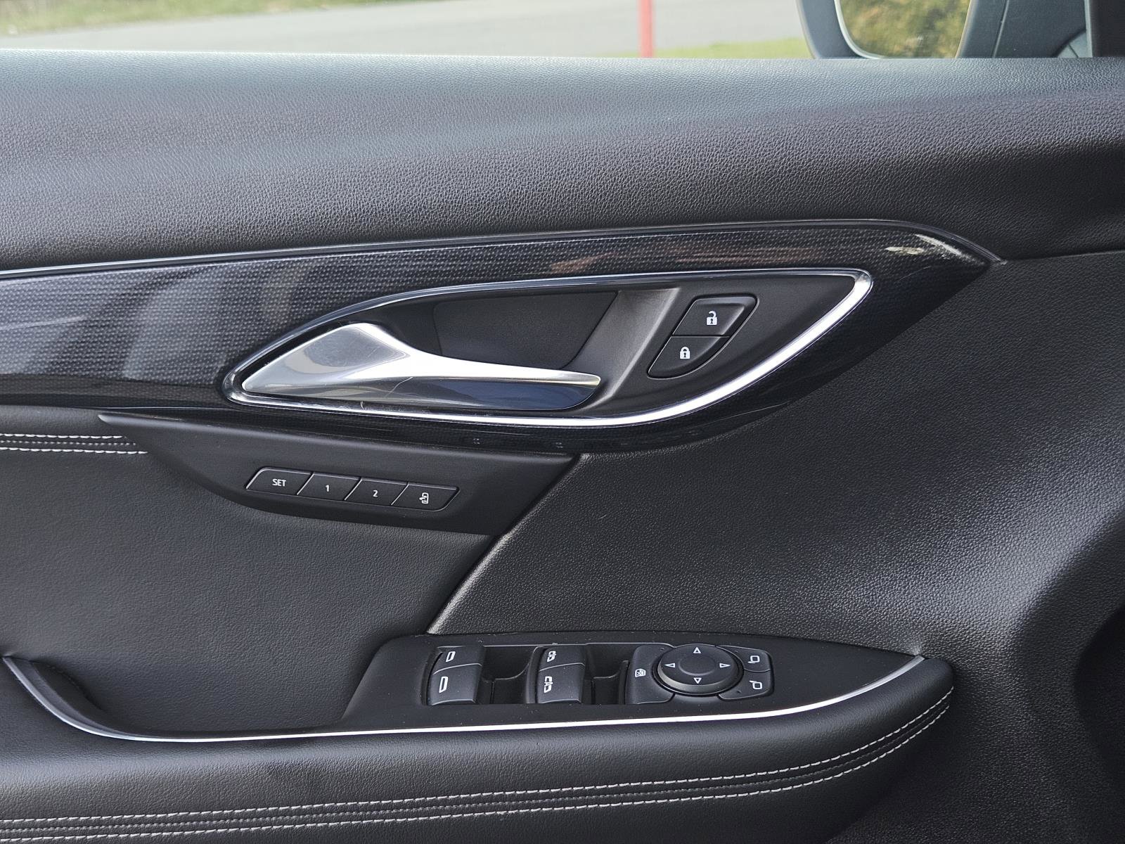 Used 2023 Buick Envision Essence image 25