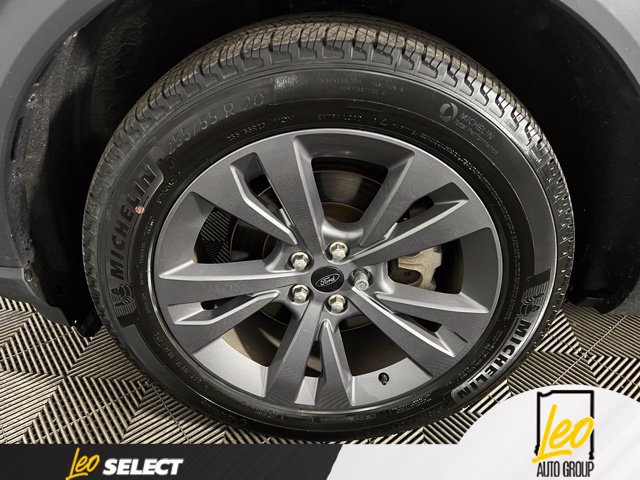Used 2023 Ford Explorer XLT w/ Equipment Group 202A AWD/4WD image 24
