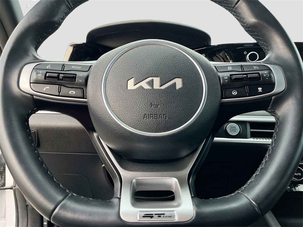 Used 2023 Kia K5 GT-Line image 11