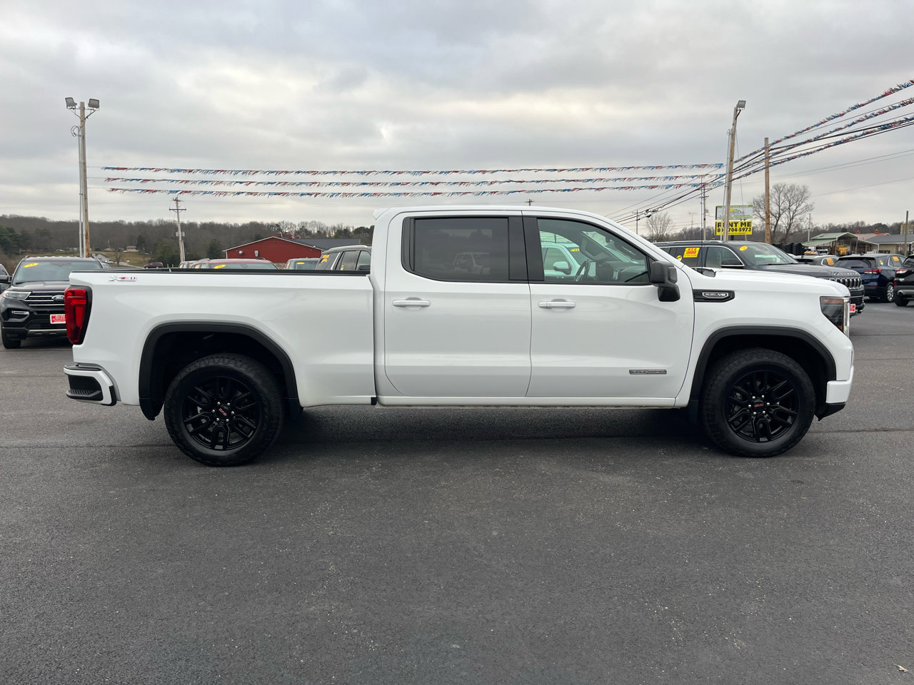 Used 2022 GMC Sierra 1500 Elevation image 7