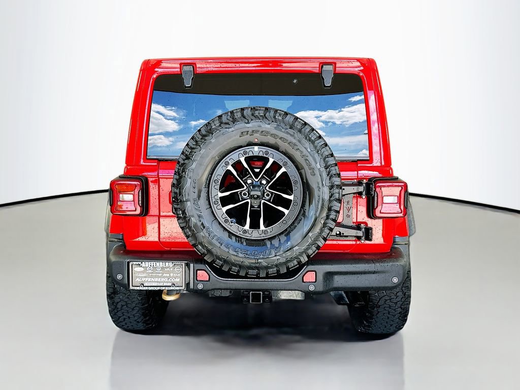 Used 2022 Jeep Wrangler Unlimited Rubicon w/ Xtreme Recon 35" Tire Package AWD/4WD image 6
