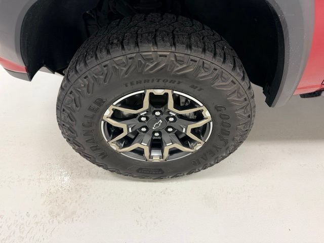 Certified 2023 Chevrolet Colorado ZR2 w/ ZR2 Convenience Package III AWD/4WD image 17