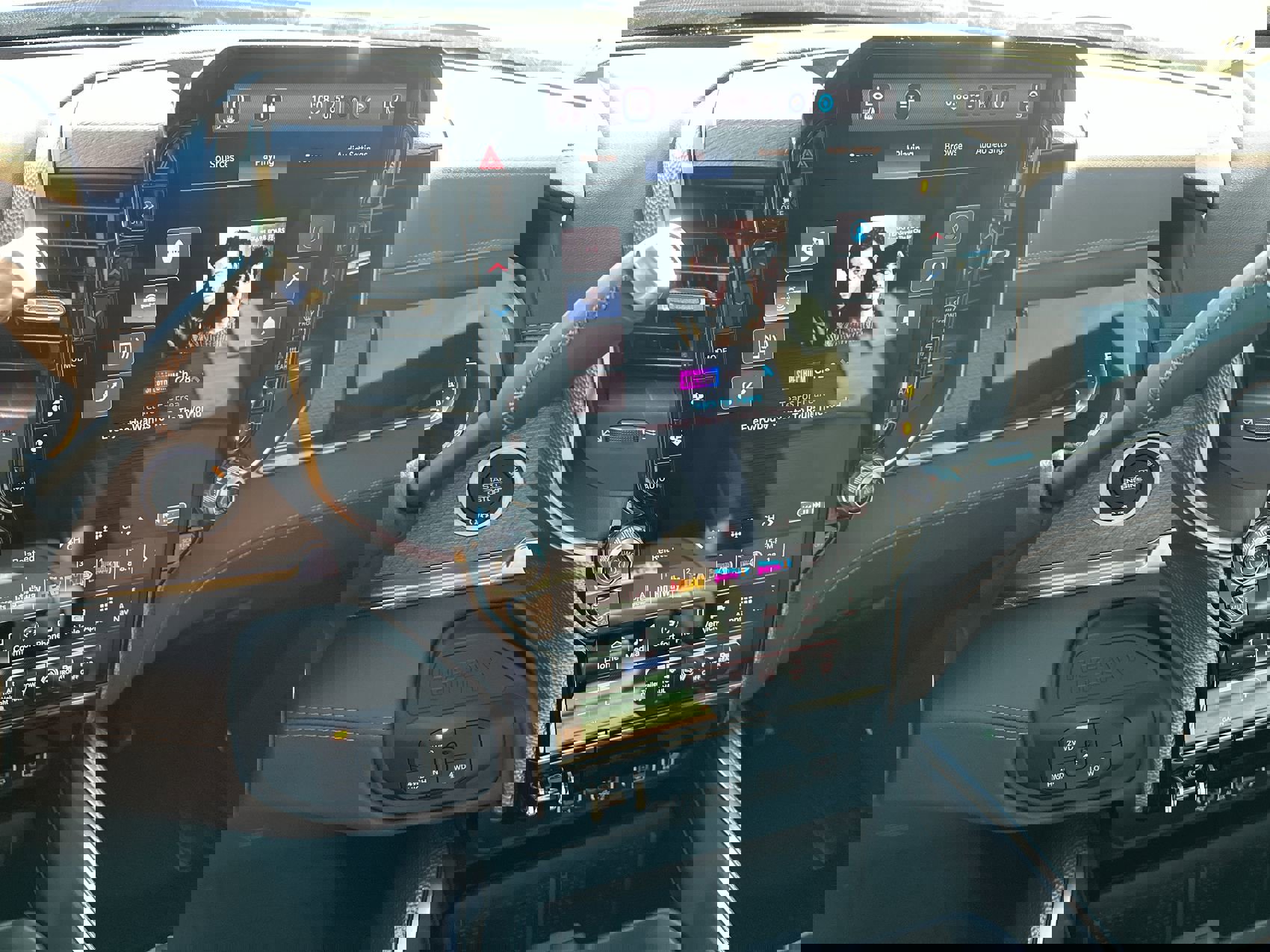 Used 2025 RAM 2500 Limited image 16