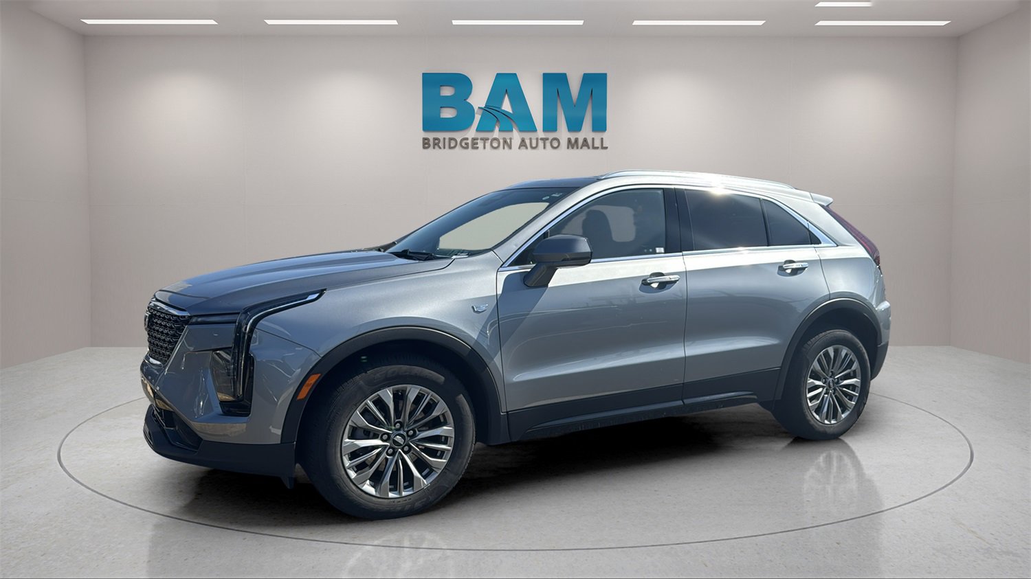 Used 2024 Cadillac XT4 Premium Luxury image 4