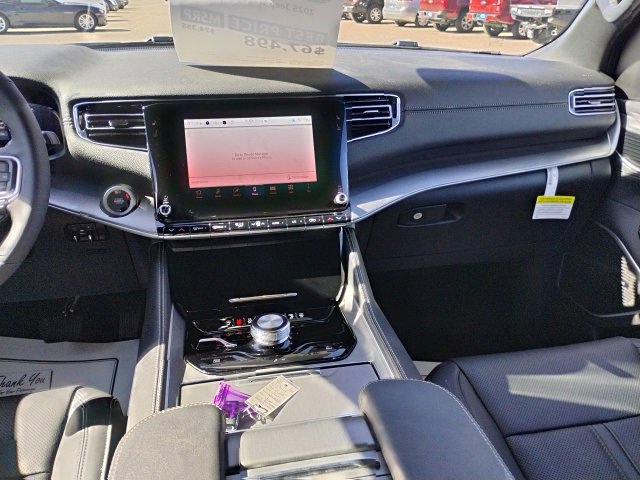 New 2025 Jeep Wagoneer L 4WD w/ Convenience Group I image 15