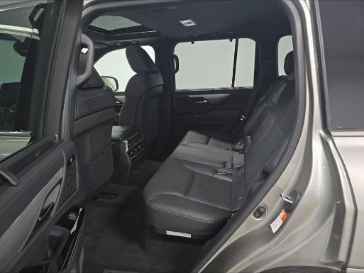 Used 2025 Lexus LX 700h F Sport image 14