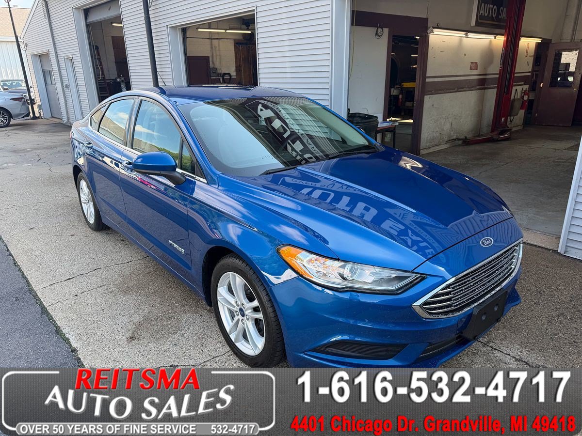 Used 2018 Ford Fusion S FWD image 1