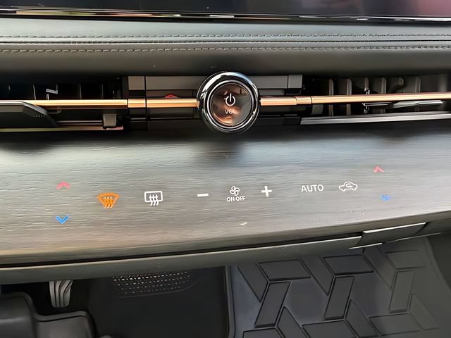 Used 2023 Nissan Ariya FWD image 20