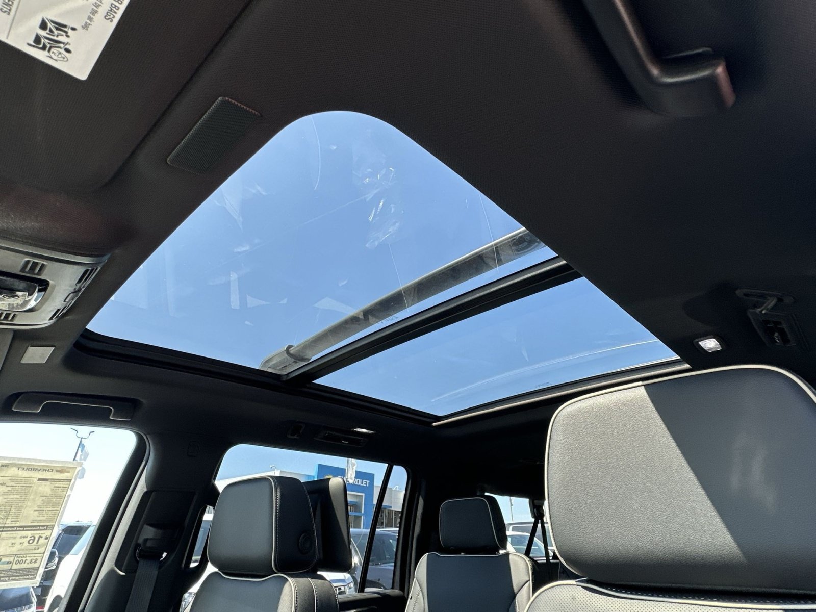 New 2026 Chevrolet Suburban Premier AWD/4WD image 24