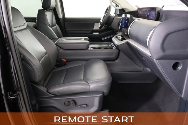 Used 2025 Ford Expedition Active image 14