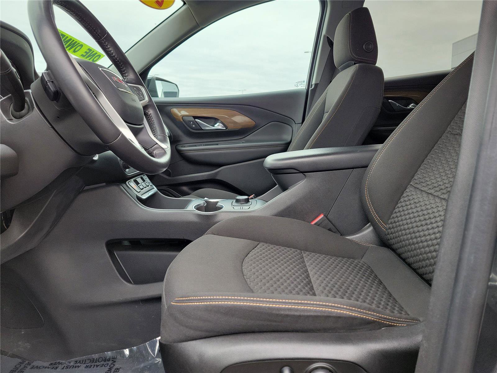 Used 2021 GMC Terrain SLE w/ Driver Convenience Package image 16