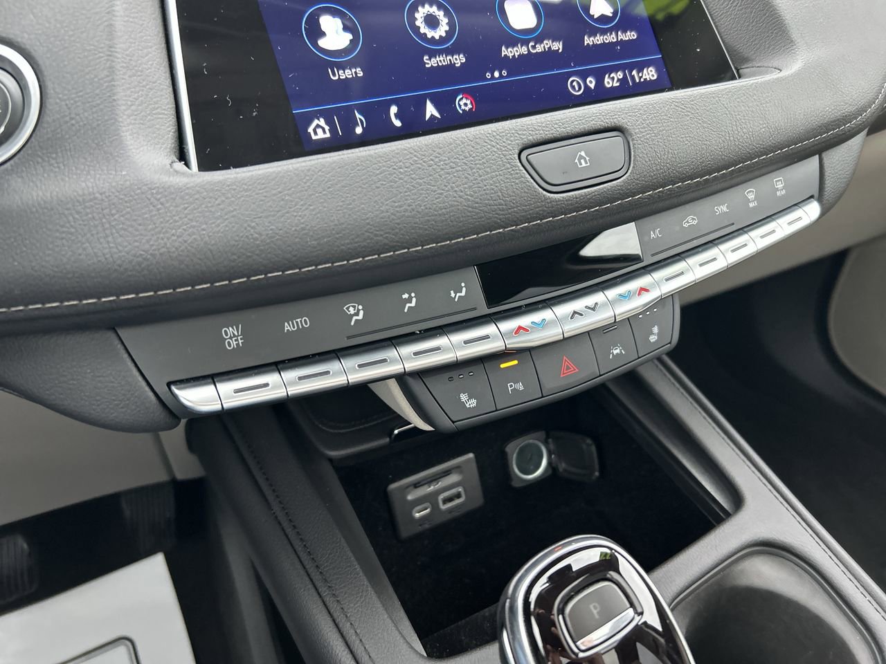 Used 2022 Cadillac XT4 Luxury w/ Cold Weather Package image 28