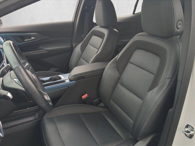 Used 2024 Chevrolet Equinox EV LT w/ LPO, Blackout Package FWD image 16