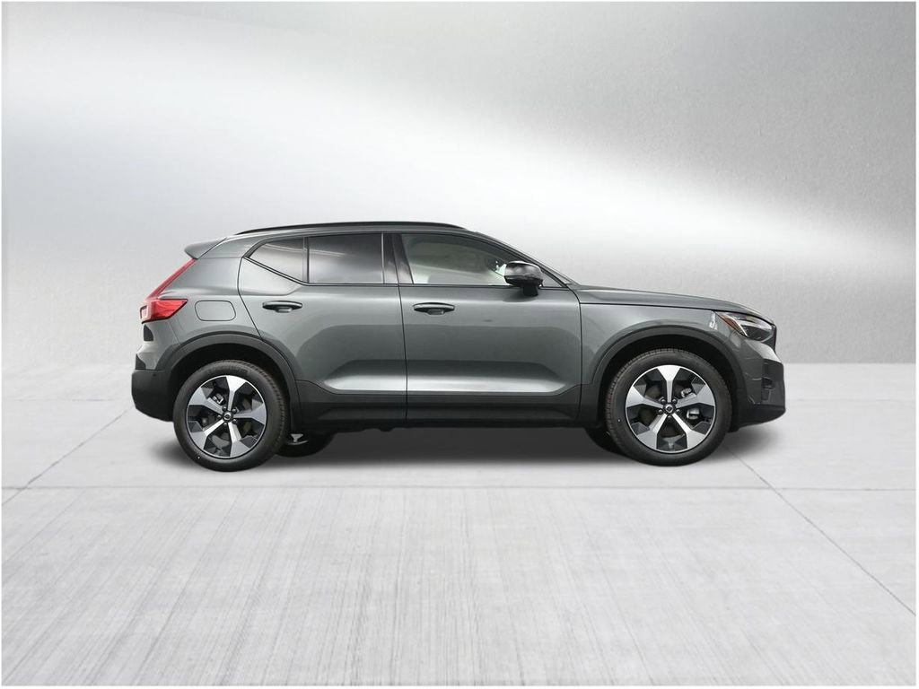 New 2026 Volvo XC40 B5 Plus w/ Protection Package Premier AWD/4WD image 26