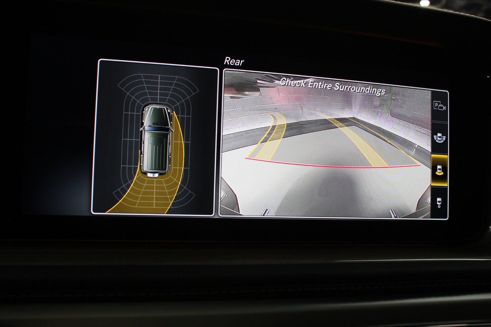 Used 2022 Mercedes-Benz G 550 w/ Exclusive Interior Package image 50