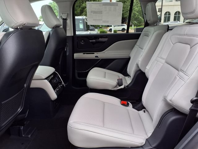 New 2026 Lincoln Aviator Reserve RWD image 8