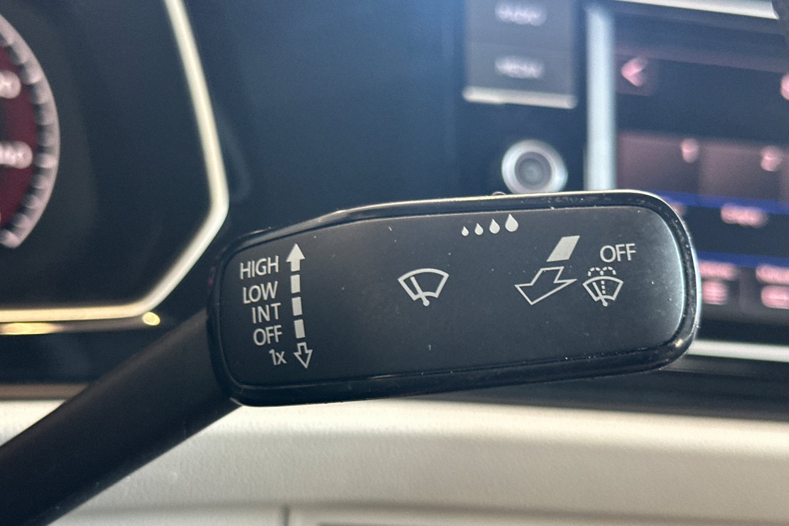 Used 2019 Volkswagen Jetta S w/ Driver Assistance Package FWD image 36