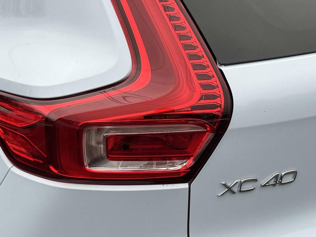 New 2026 Volvo XC40 B5 Ultra w/ Climate Package image 10
