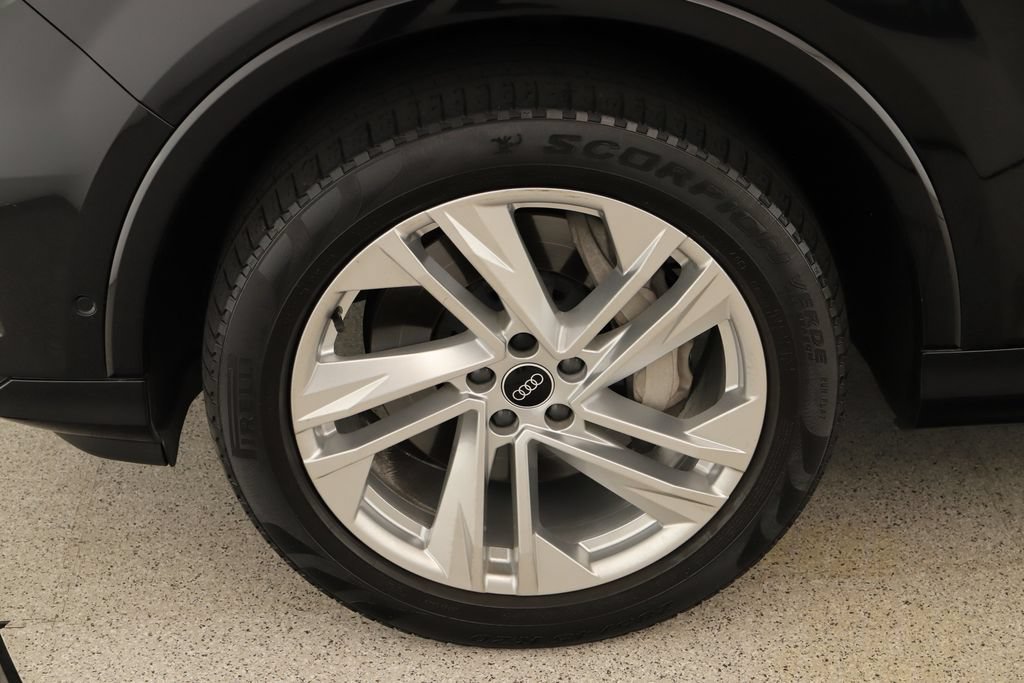 Certified 2021 Audi Q7 2.0T Premium AWD/4WD image 33