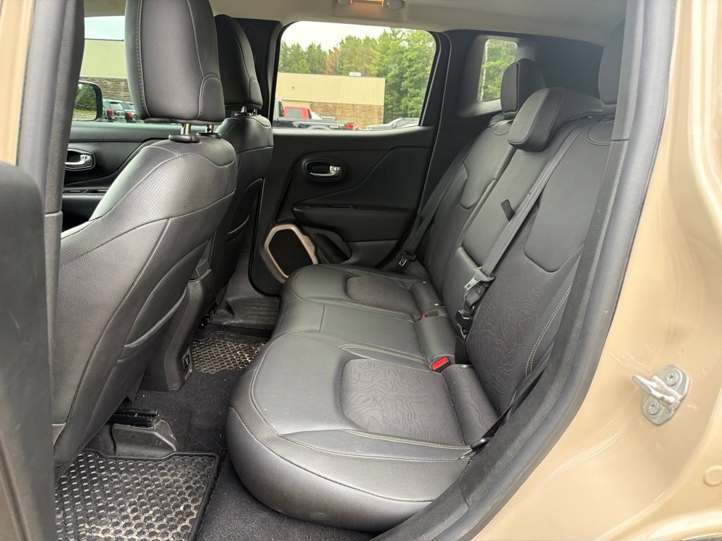Used 2017 Jeep Renegade Trailhawk AWD/4WD image 10