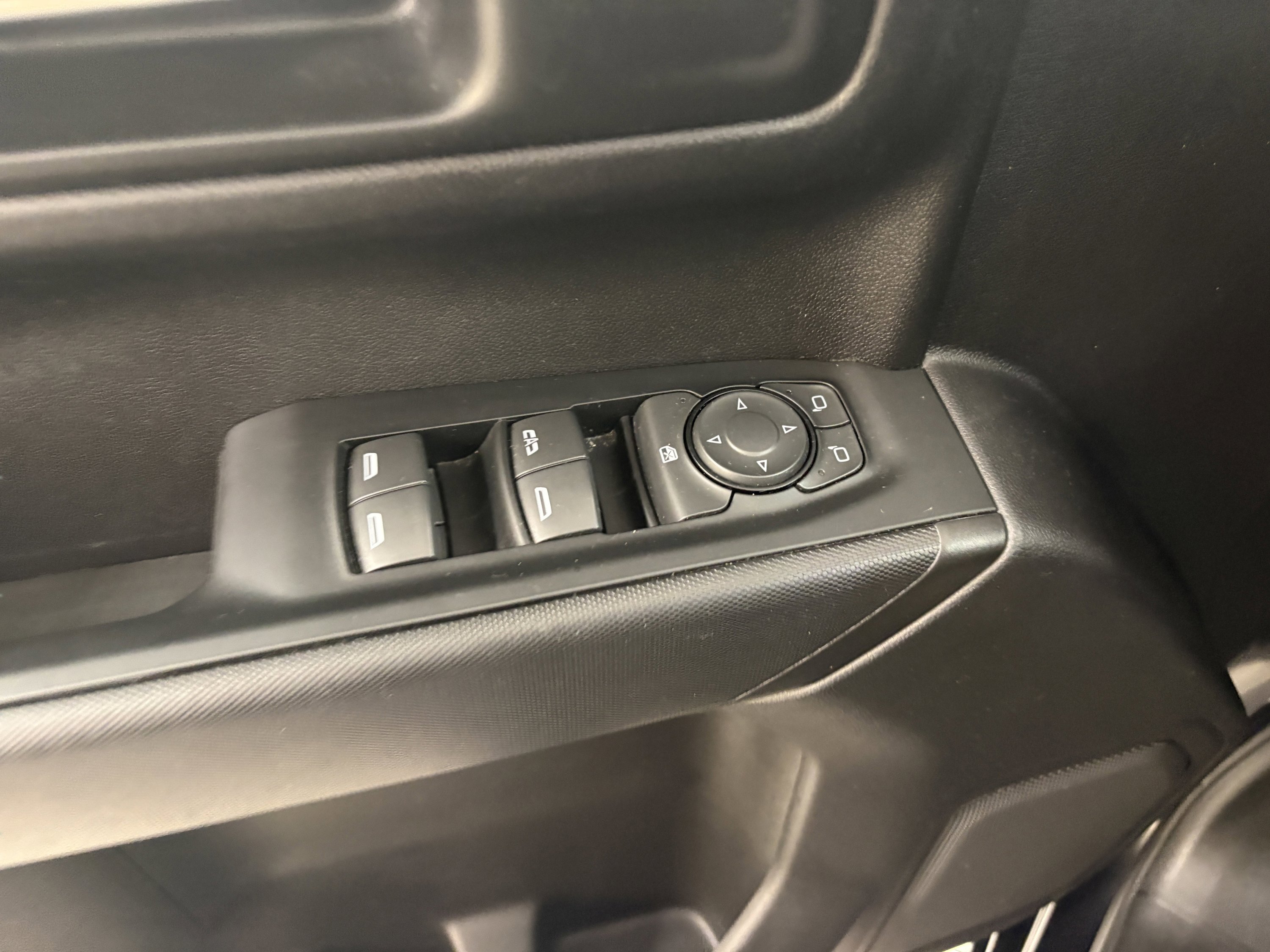 Used 2023 Chevrolet Silverado 1500 Custom w/ LPO, Dark Essentials Package image 25