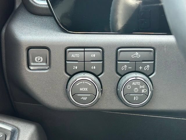 New 2026 Chevrolet Silverado 1500 LT Trail Boss w/ Convenience Package II image 17