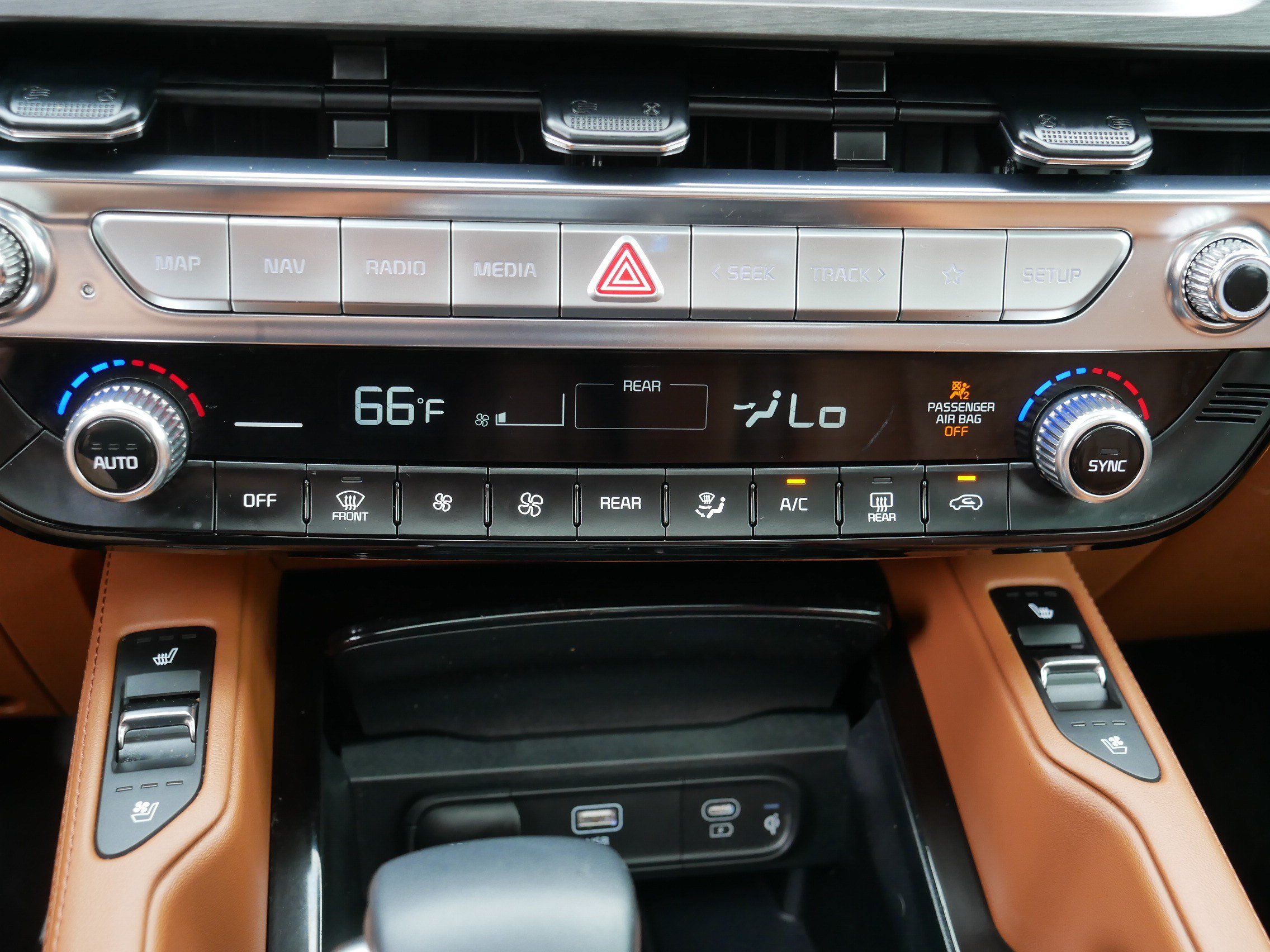 Certified 2025 Kia Telluride SX Prestige X-Line AWD/4WD image 23