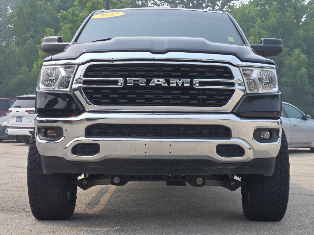 Used 2022 RAM 1500 Big Horn AWD/4WD image 3