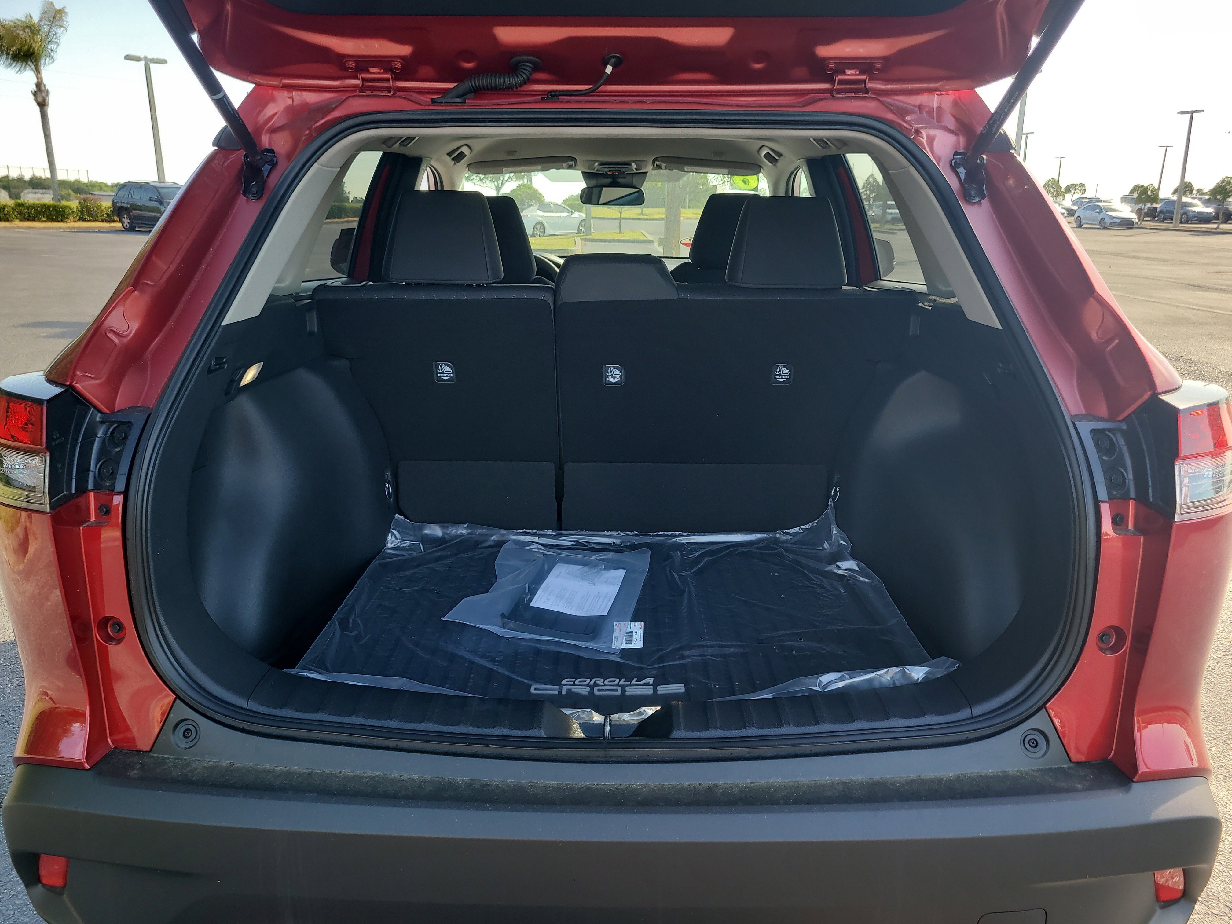 Certified 2026 Toyota Corolla Cross LE FWD image 13