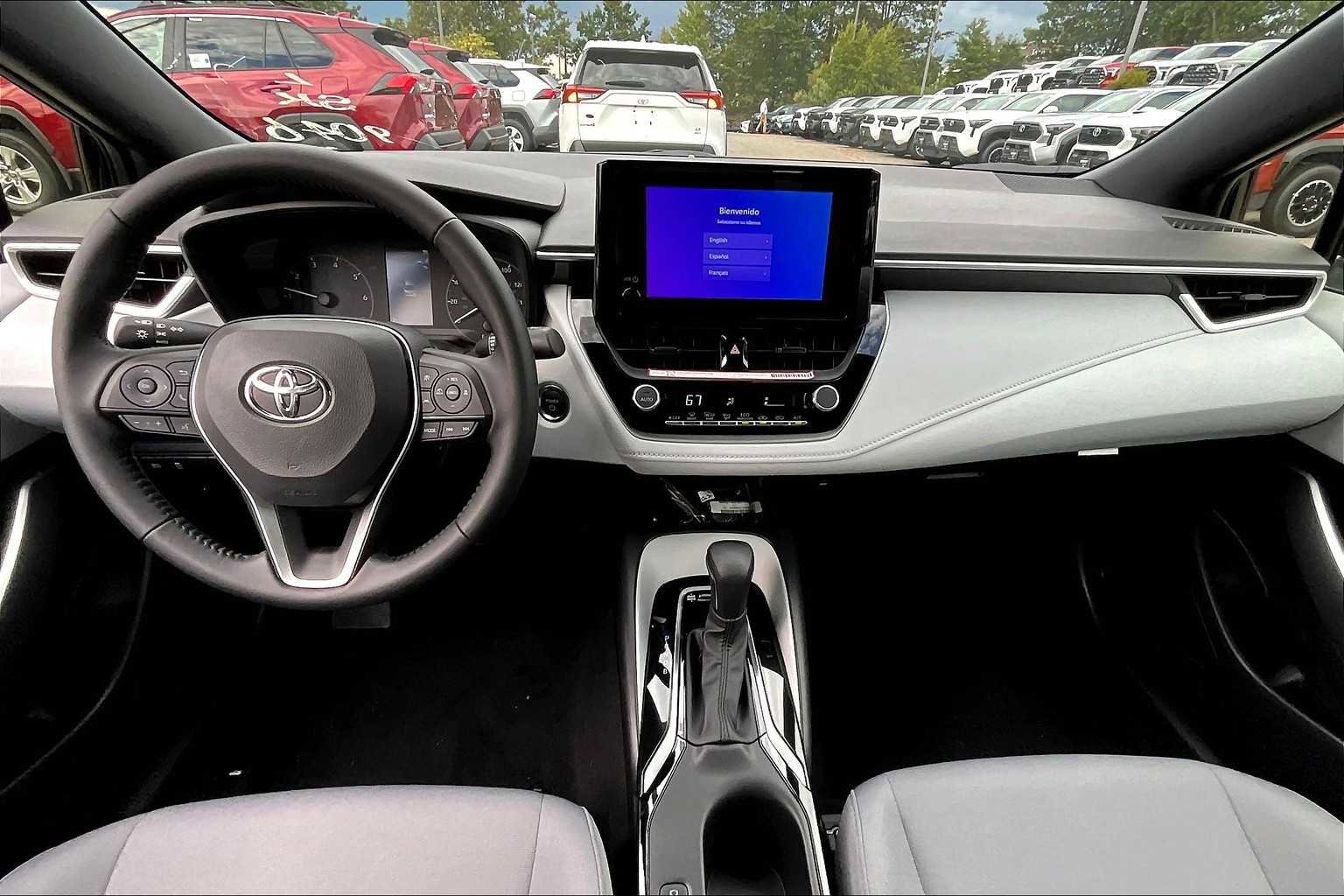 New 2025 Toyota Corolla SE image 5