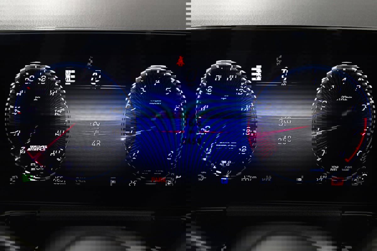 Used 2024 Mercedes-Benz GLA 35 AMG 4MATIC image 20