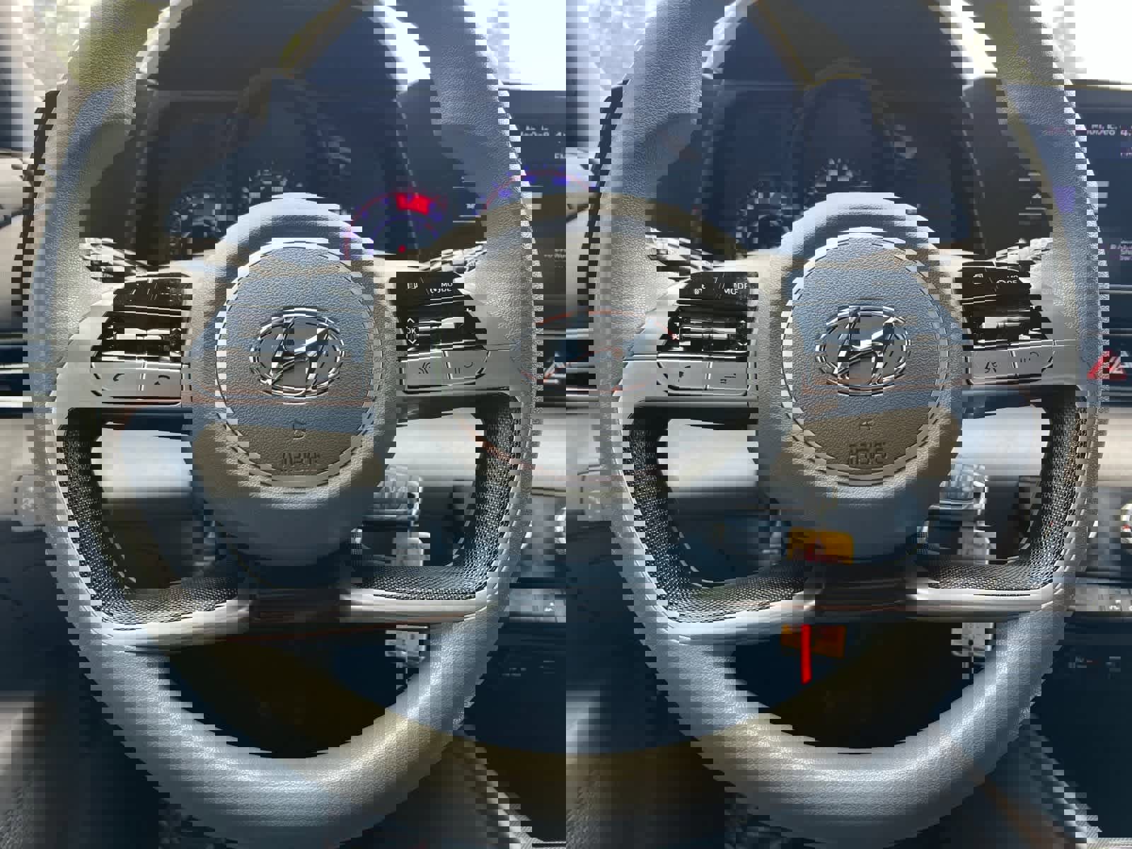 Used 2021 Hyundai Elantra SE image 22