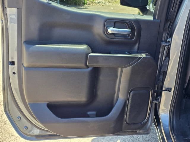 Used 2021 Chevrolet Silverado 1500 Custom w/ LPO, Dark Essentials Package AWD/4WD image 12