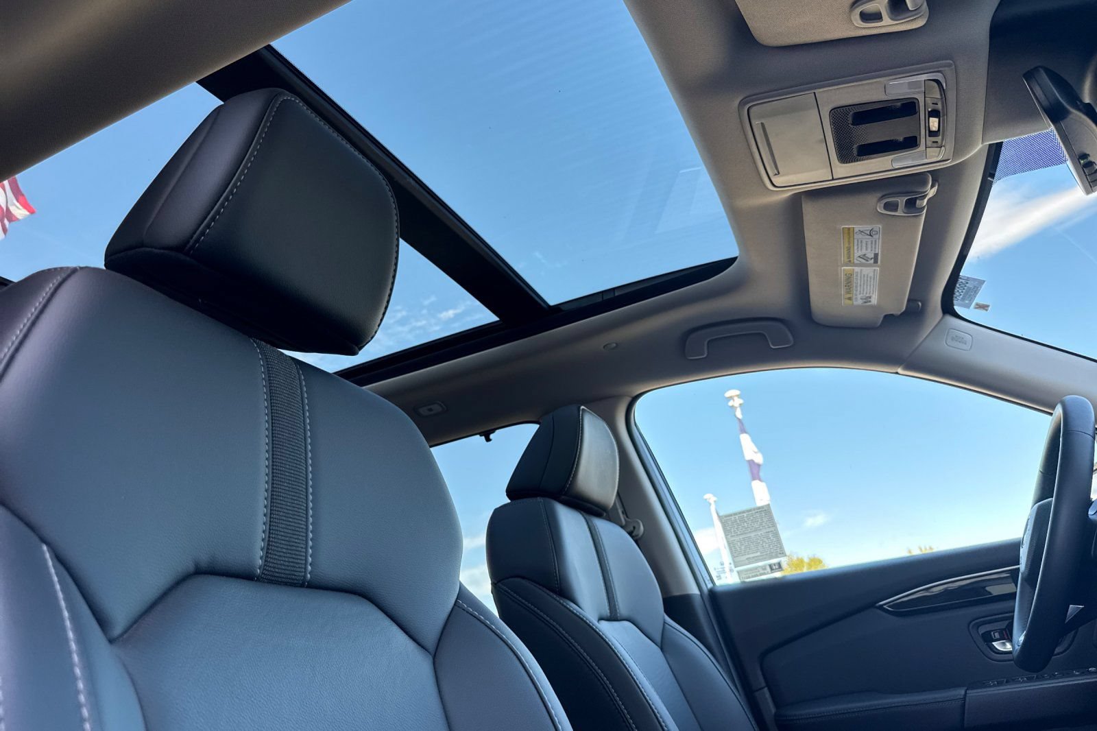 Used 2025 Honda Pilot Touring image 18