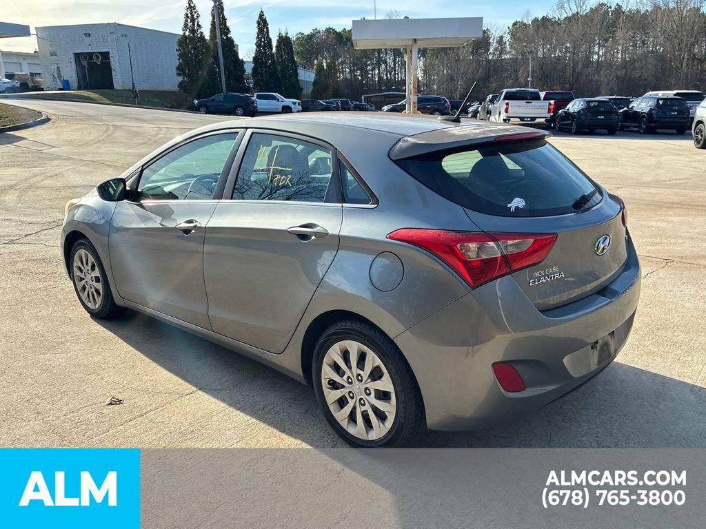 Used 2016 Hyundai Elantra GT image 10