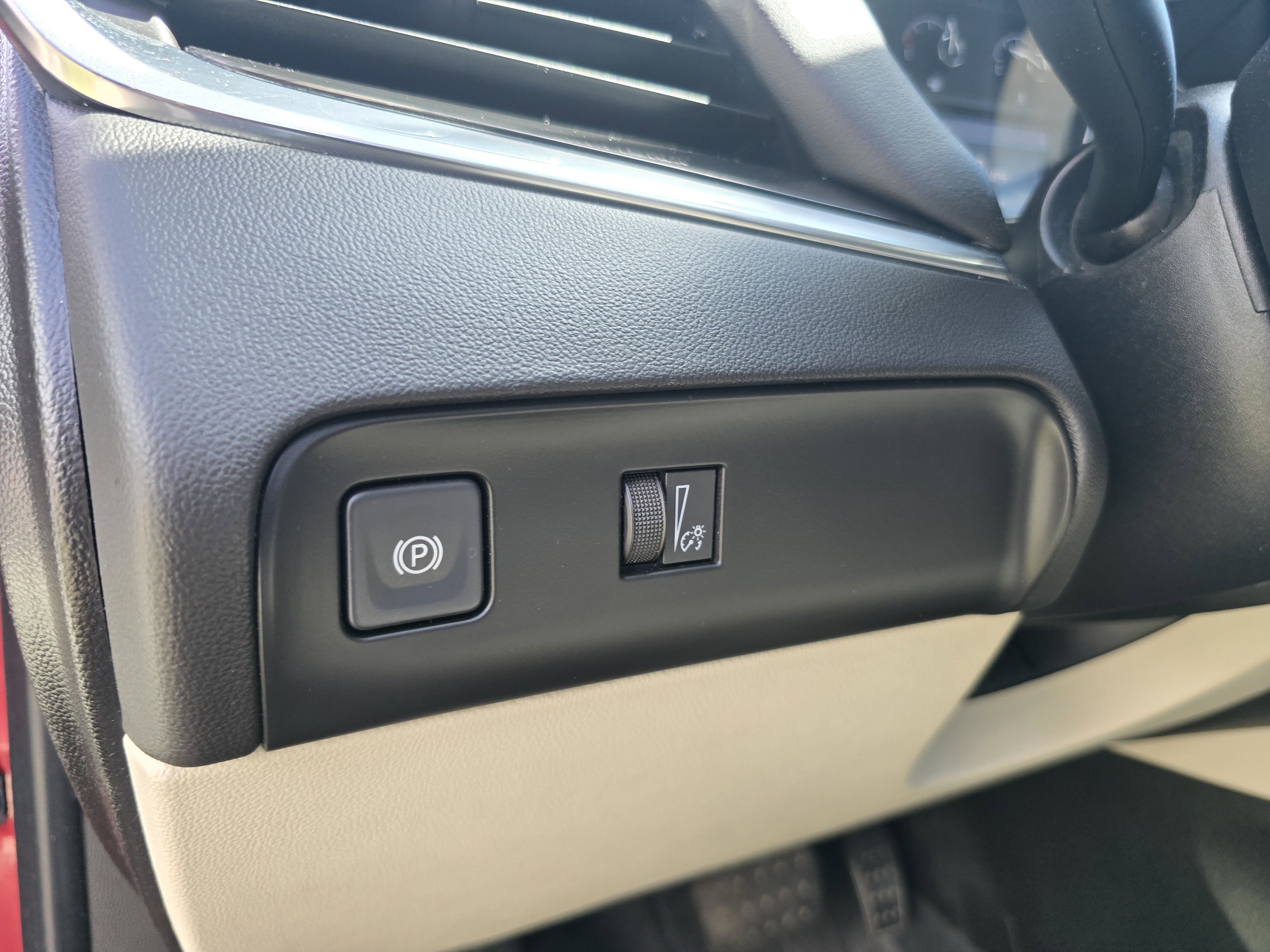 Used 2023 Buick Enclave Essence w/ Experience Buick Package AWD/4WD image 19