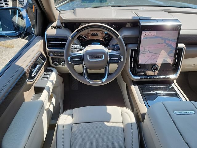 New 2026 GMC Yukon XL Denali w/ Denali Reserve Package AWD/4WD image 7