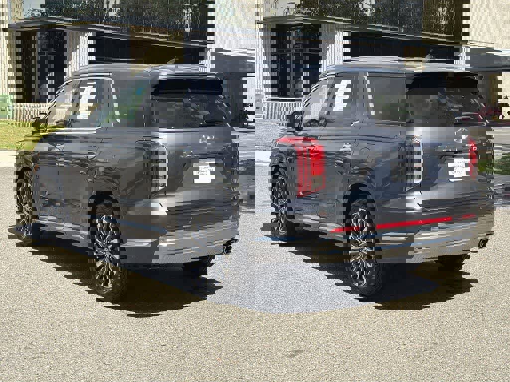 Used 2024 Hyundai Palisade Calligraphy image 4