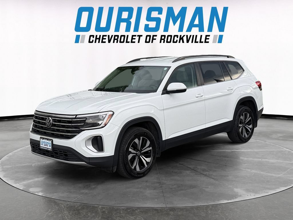 Used 2024 Volkswagen Atlas SE AWD/4WD image 2