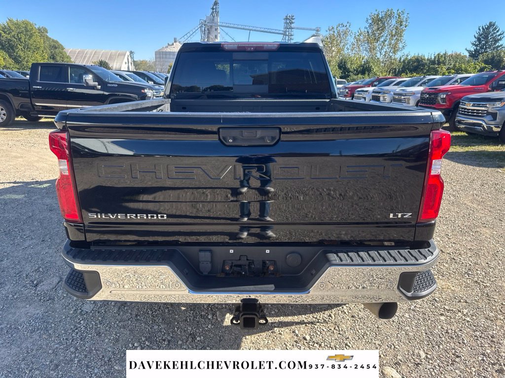 Used 2020 Chevrolet Silverado 2500 LTZ w/ LTZ Premium Package AWD/4WD image 5